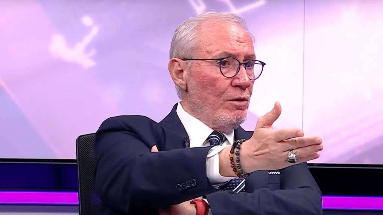 Galatasaray'da Okan Buruk'u tehdit eden futbolcu ortaya çıktı: Dursun Özbek acilen müdahale etsin! 9